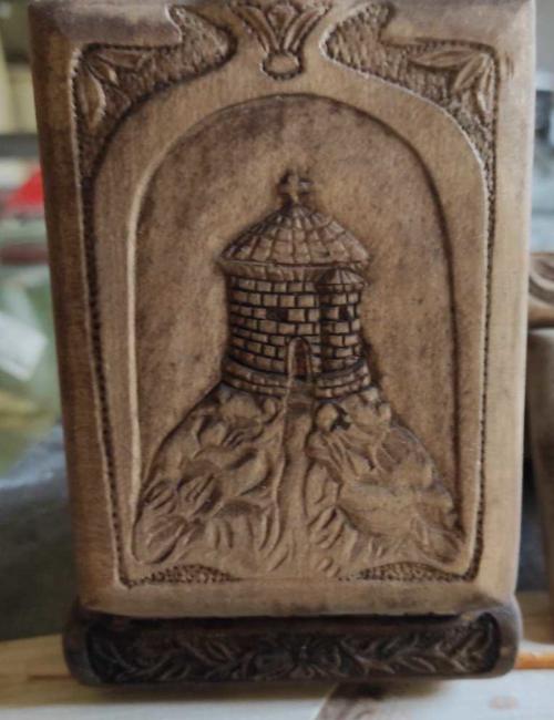 Tobacco box with wood carving (Lovcen chapel on the lid)